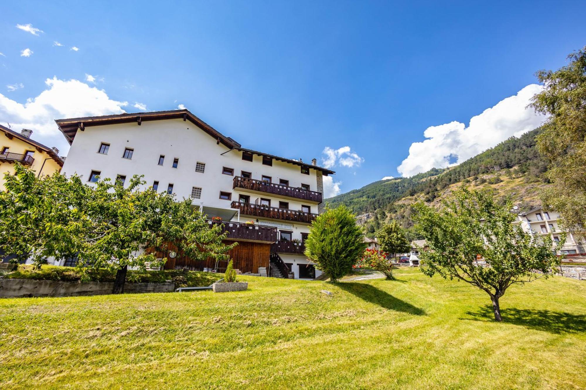 Hotel, Bar & Bistrot Saint Nicolas Gran Paradiso 외부 사진