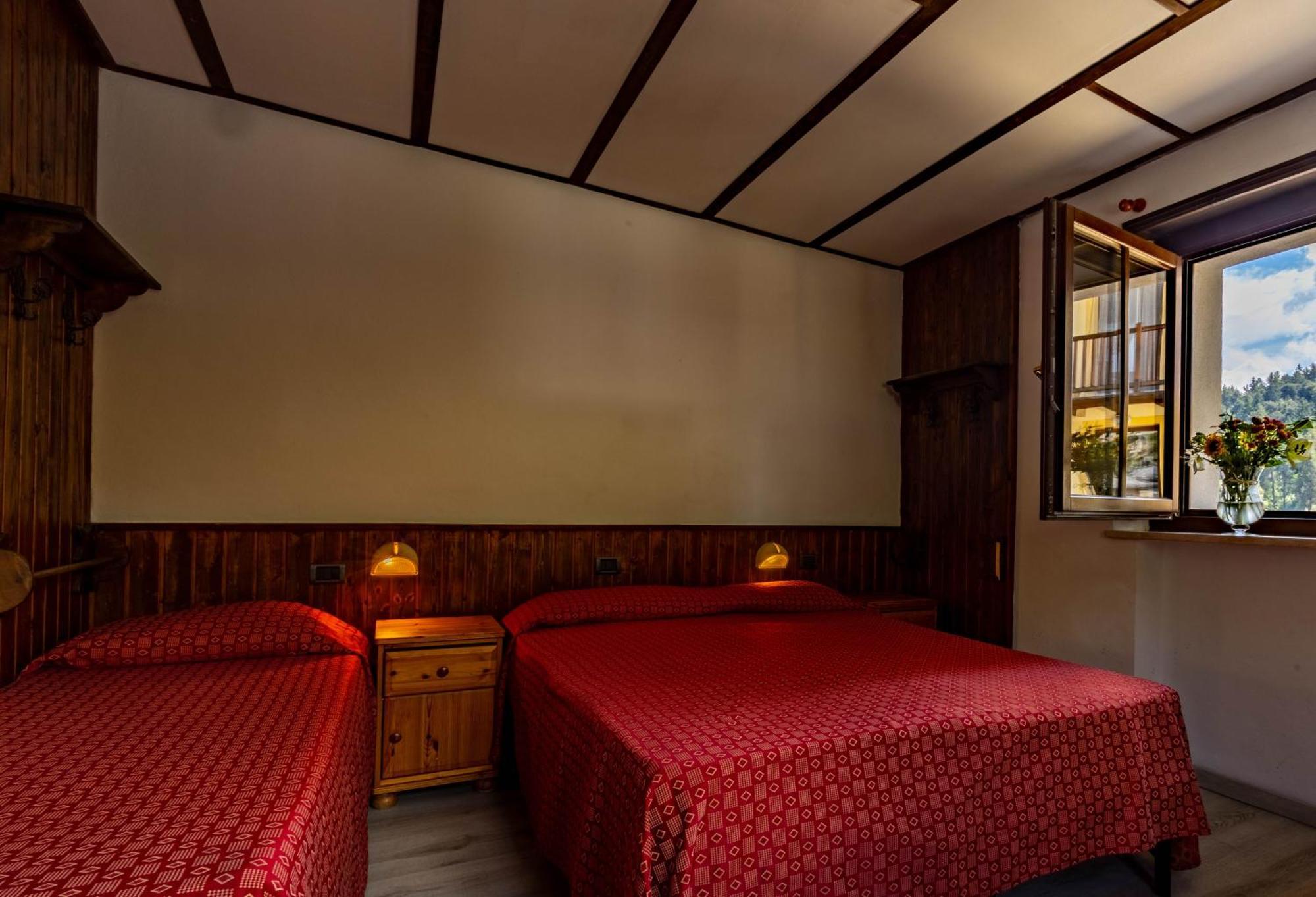 Hotel, Bar & Bistrot Saint Nicolas Gran Paradiso 외부 사진