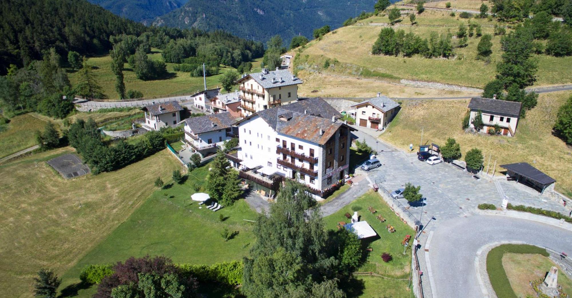 Hotel, Bar & Bistrot Saint Nicolas Gran Paradiso 외부 사진